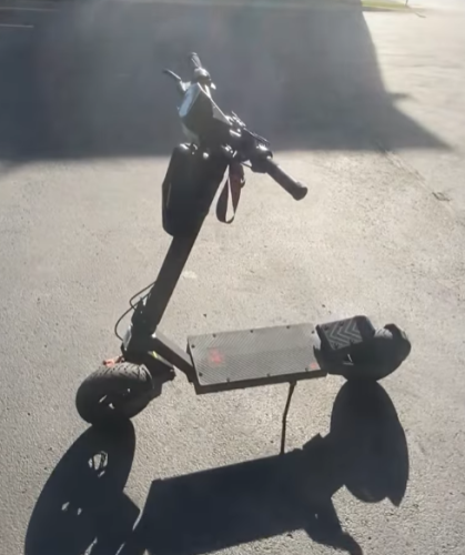 【Kukirin G4】 2000W High Speed Electric Scooter 🇨🇭 🇨🇾 photo review